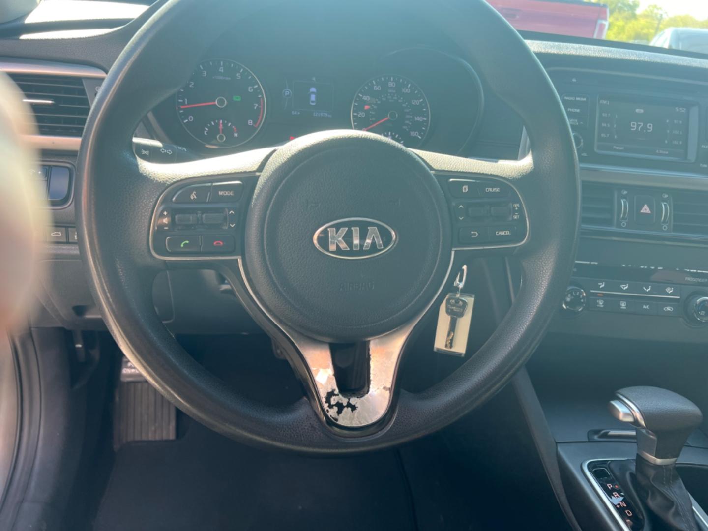 2017 GRAY Kia Optima LX (5XXGT4L36HG) with an 2.4L L4 DOHC 16V engine, 6A transmission, located at 420 I-35E, Lancaster, TX, 75146, (469) 297-4144, 32.593929, -96.823685 - Photo#5